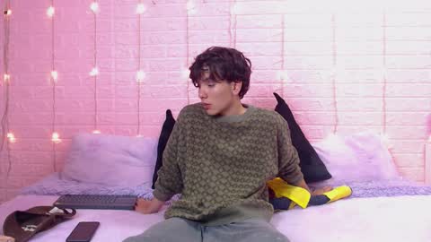 Snapshot of iris_joi chatting on February 26, 7:24 pm Iirs online show from February 26, 7:24 pm