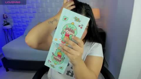 Snapshot of iris_torrez chatting on June 17, 12:07 pm Iris online show from June 17, 12:07 pm
