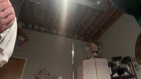 Snapshot of iris_world chatting on February 20, 3:12 am iris online show from February 20, 3:12 am