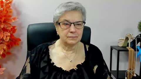 I R I S online show from November 27, 7:43 am