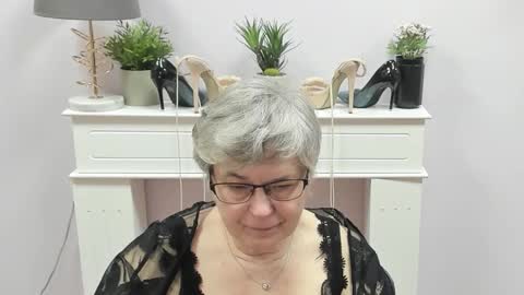 I R I S online show from February 17, 7:16 am