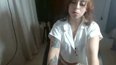 Snapshot of irisarellano_ chatting on July 4, 2:45 pm irisarellano_ online show from July 4, 2:45 pm