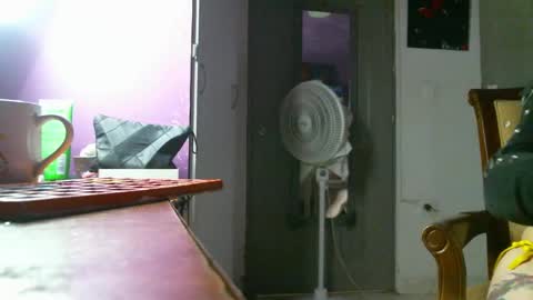 Camilla online show from December 22, 1:55 pm