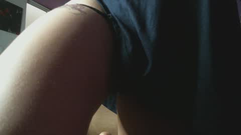 Camilla online show from January 18, 1:40 pm