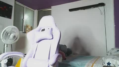 Camilla online show from February 8, 12:17 pm