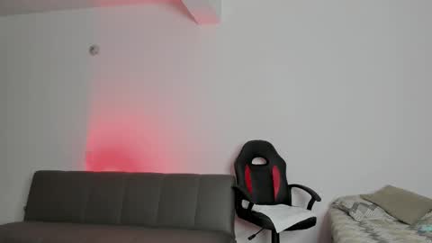 Iris Fit online show from March 8, 1:04 pm