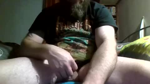 Snapshot of irishadz chatting on May 25, 1:44 am irishadz online show from May 25, 1:44 am