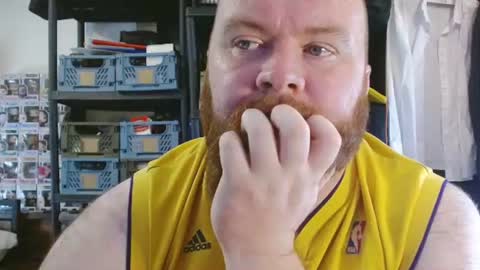 Snapshot of irishdaddy24 chatting on July 28, 3:21 pm twitter theirishman205 online show from July 28, 3:21 pm