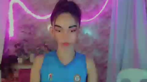 IRISH AND TRIXIE online show from July 13, 12:35 am