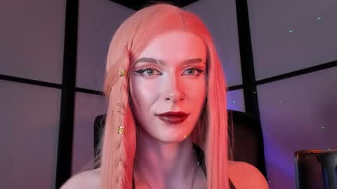 Miss Iris Fansly Miss Iris new inst.  online show from December 5, 1:06 pm