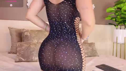 Snapshot of irisreid chatting on June 21, 3:31 am online show from June 21, 3:31 am