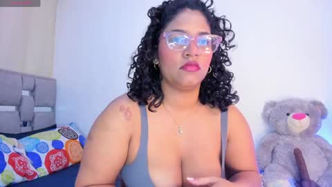 iris online show from April 17, 9:56 am