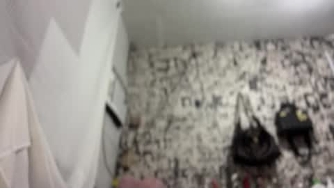 Snapshot of iriss_fox chatting on March 5, 7:59 am iriss_fox online show from March 5, 7:59 am
