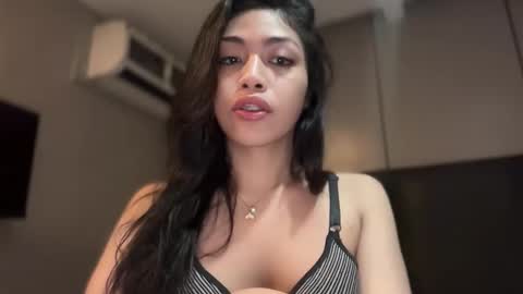 Snapshot of iriss_fox chatting on March 15, 4:29 am iriss_fox online show from March 15, 4:29 am