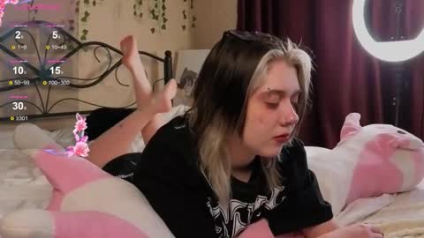 I am Cutie Iris3 online show from September 13, 7:52 am