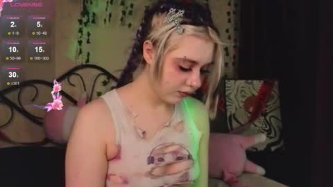 I am Cutie Iris3 online show from October 30, 9:33 am