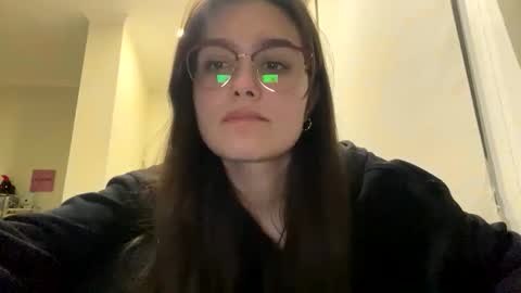 Snapshot of irisss31 chatting on April 17, 6:55 pm irisss31 online show from April 17, 6:55 pm