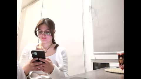 Snapshot of irisss31 chatting on April 29, 6:58 pm irisss31 online show from April 29, 6:58 pm