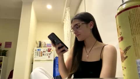 Snapshot of irisss31 chatting on May 15, 6:37 pm irisss31 online show from May 15, 6:37 pm