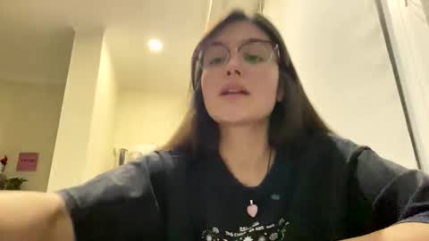 Snapshot of irisss31 chatting on May 20, 7:20 pm irisss31 online show from May 20, 7:20 pm