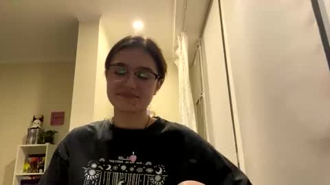 Snapshot of irisss31 chatting on May 21, 6:48 pm irisss31 online show from May 21, 6:48 pm