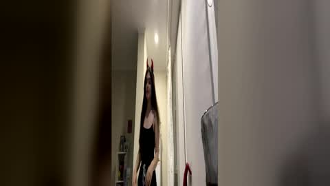 Snapshot of irisss31 chatting on June 8, 6:41 pm irisss31 online show from June 8, 6:41 pm