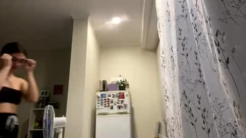 irisss31 online show from July 8, 6:56 pm