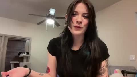 Snapshot of irissweets chatting on September 27, 1:10 am irissweets online show from September 27, 1:10 am