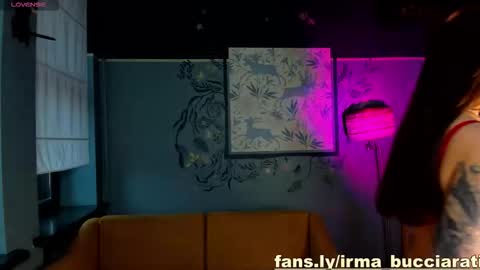 irma_bucciarati online show from November 4, 8:24 am