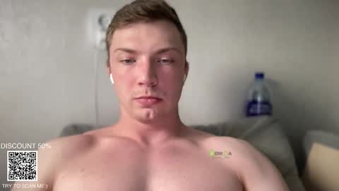 Snapshot of iron__chapman chatting on November 14, 8:29 pm Iron online show from November 14, 8:29 pm