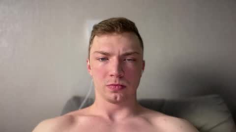 Snapshot of iron__chapman chatting on January 17, 5:34 am Iron online show from January 17, 5:34 am