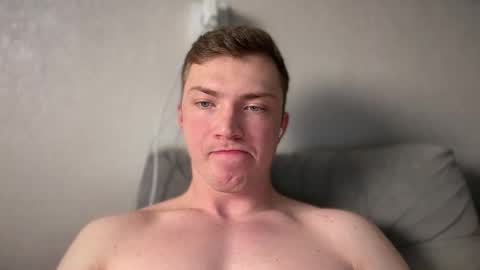 Snapshot of iron__chapman chatting on February 4, 8:36 pm Iron online show from February 4, 8:36 pm