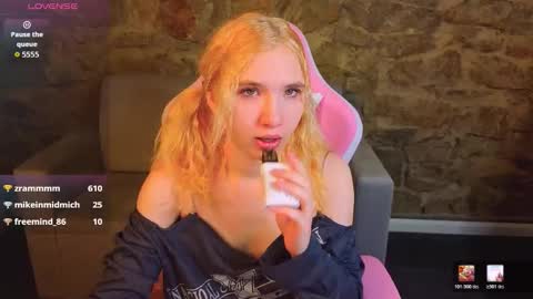 Iron Adele online show from February 6, 2:27 am