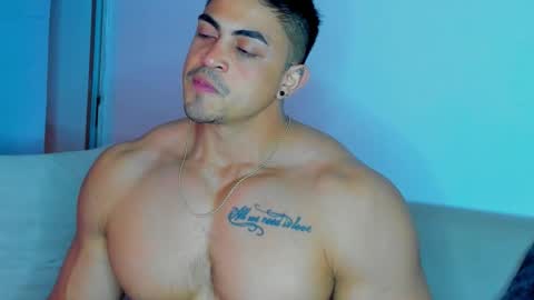 Iron online show from November 19, 11:49 pm