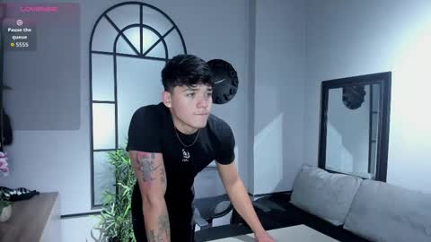 Iron Tous online show from March 2, 8:59 pm