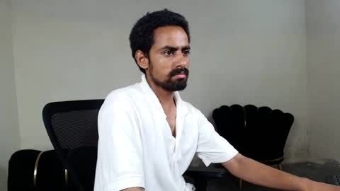 Naveed online show from June 18, 6:34 pm