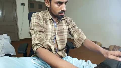 Naveed online show from July 27, 8:16 pm