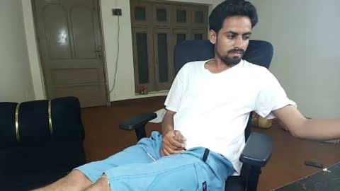 Naveed online show from July 28, 8:34 pm
