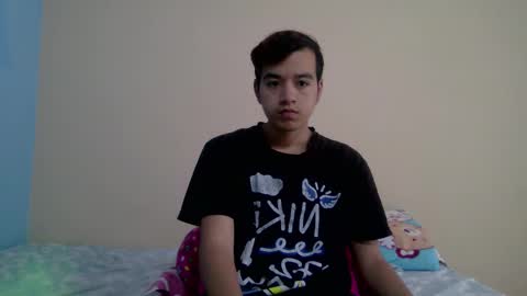 Snapshot of irondante01 chatting on March 3, 12:00 pm irondante01 online show from March 3, 12:00 pm