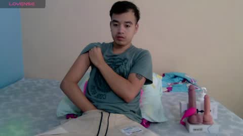 Snapshot of irondante01 chatting on June 3, 12:08 pm irondante01 online show from June 3, 12:08 pm