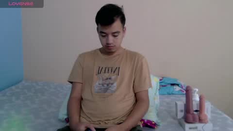Snapshot of irondante01 chatting on June 5, 12:11 pm irondante01 online show from June 5, 12:11 pm