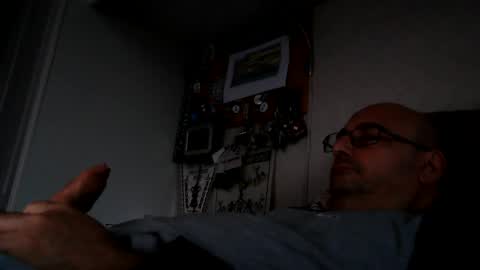 Snapshot of ironkokkk chatting on December 16, 8:20 am Ironkokkk online show from December 16, 8:20 am