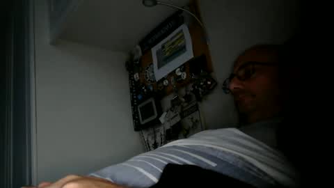 Snapshot of ironkokkk chatting on December 18, 8:31 am Ironkokkk online show from December 18, 8:31 am
