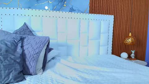 Sandy  online show from February 19, 3:16 pm