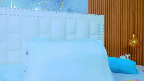 Sandy  online show from October 7, 12:35 pm