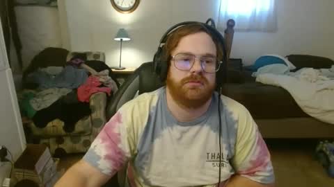 Snapshot of irreversible0 chatting on January 1, 6:27 pm Matt online show from January 1, 6:27 pm