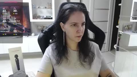 Snapshot of irwi_tomboy chatting on November 6, 1:23 pm Irwi Tomboy online show from November 6, 1:23 pm