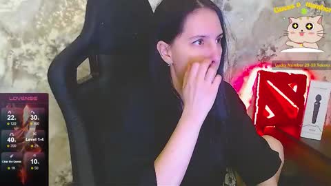 Snapshot of irwi_tomboy chatting on March 13, 5:41 pm Irwi Tomboy online show from March 13, 5:41 pm