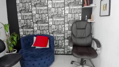 Snapshot of isa_and_nata chatting on February 25, 2:44 pm Isa and Natasha online show from February 25, 2:44 pm