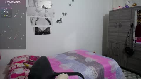 Isa online show from February 13, 11:58 pm